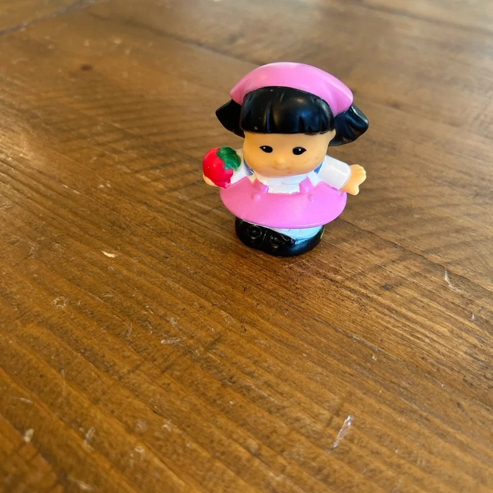 Fisher Price Little People Sonya with apple as is